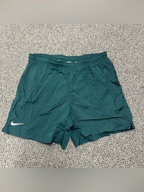 Womens Vintage 90s Nike Shorts